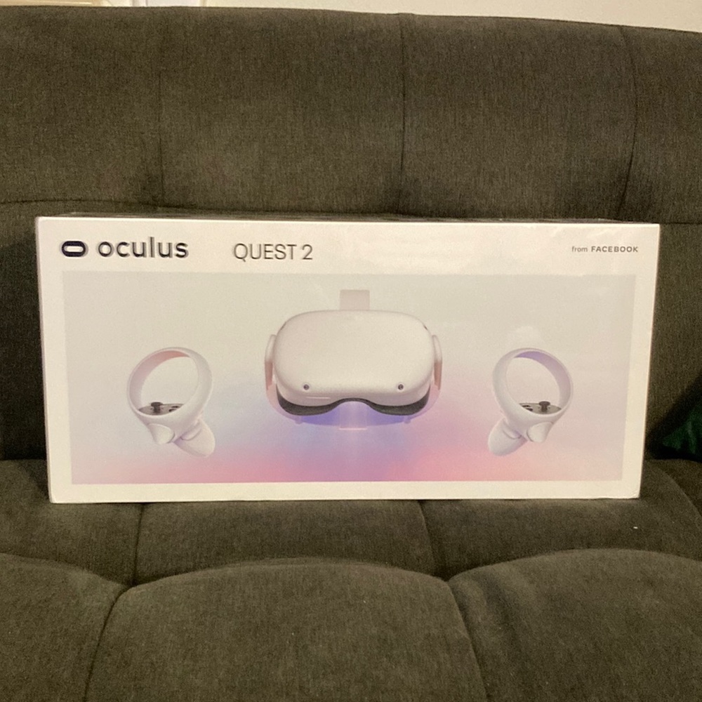UNOPENED Oculus Quest 2